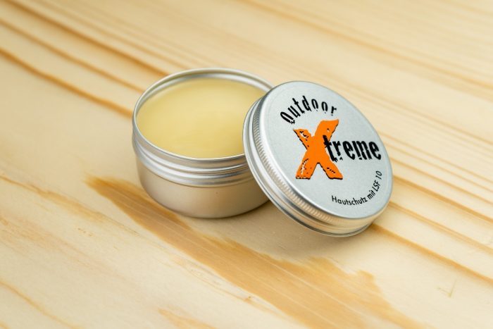 outdoor extreme hatz wood opened